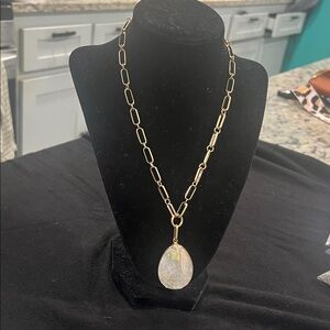 Serefina Gold Chain Necklace with Pendant